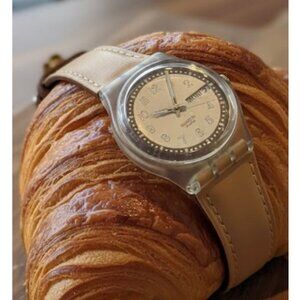 Swatch Watch Croissant Chaud GE700C Vintage 2002